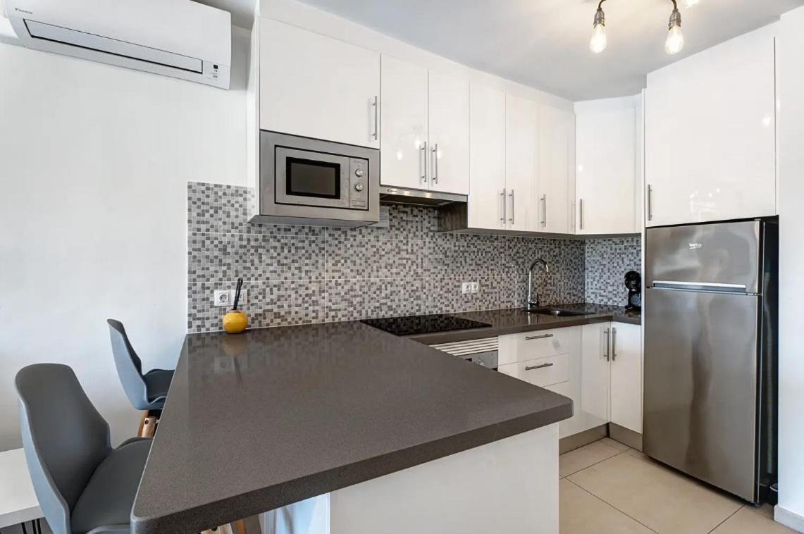 Apartamento De Lujo En Torre Del Sol, Playa De Las Americas 아로나 외부 사진