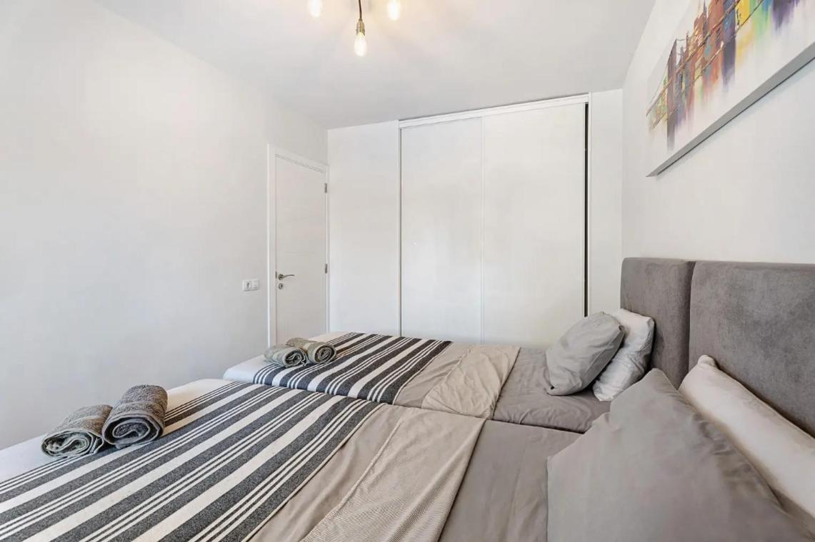 Apartamento De Lujo En Torre Del Sol, Playa De Las Americas 아로나 외부 사진